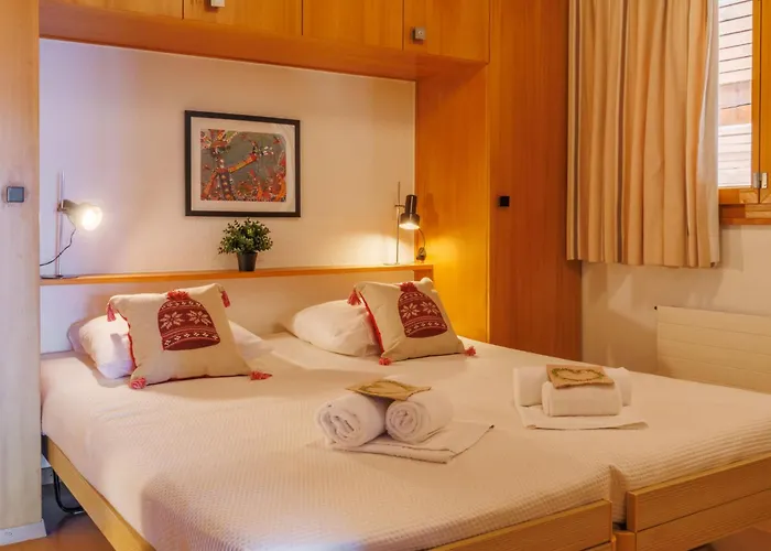 Hortensia 33 By Interhome *